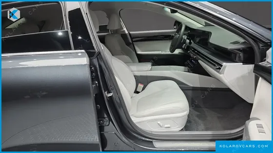 HYUNDAI GRANDEUR 2,5 GASOLINE 2WD