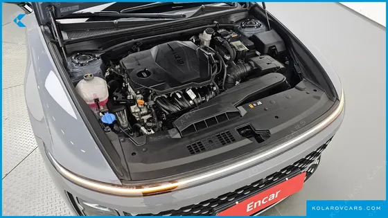 HYUNDAI GRANDEUR 2,5 GASOLINE 2WD