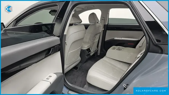 HYUNDAI GRANDEUR 2,5 GASOLINE 2WD