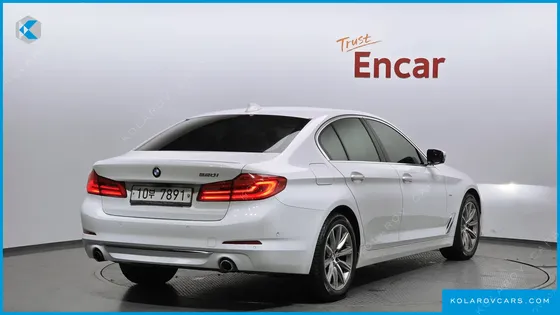 BMW 5 SERIES 520I LUXURY