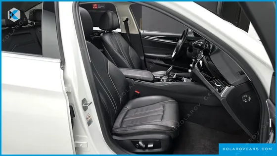 BMW 5 SERIES 520I LUXURY