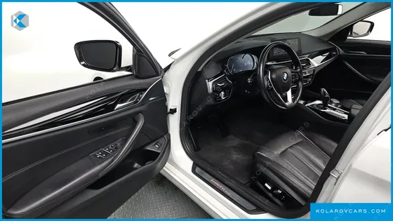 BMW 5 SERIES 520I LUXURY