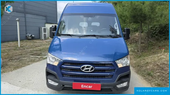 HYUNDAI SOLATI 15-SEATER