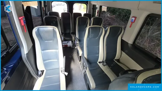HYUNDAI SOLATI 15-SEATER