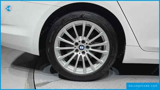 BMW 5 SERIES 520I LUXURY