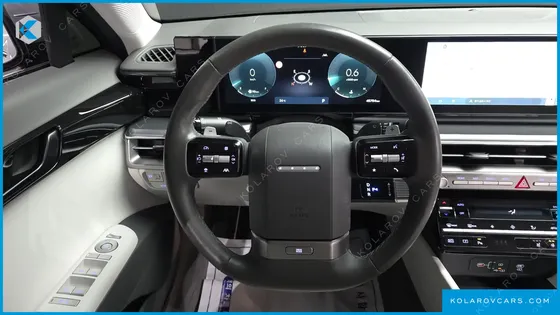 HYUNDAI GRANDEUR 2,5 GASOLINE 2WD