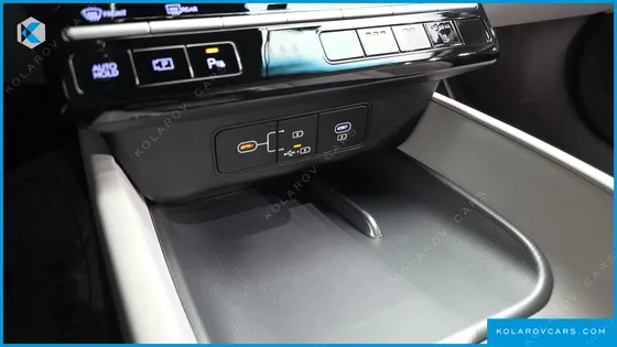 HYUNDAI GRANDEUR 2,5 GASOLINE 2WD