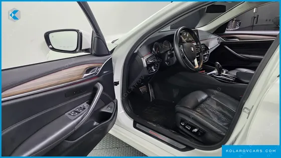 BMW 5 SERIES 530I XDRIVE LUXURY PLUS