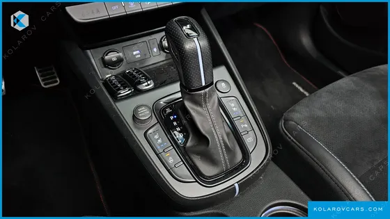HYUNDAI KONA GASOLINE 2.0 2WD