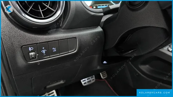 HYUNDAI KONA GASOLINE 2.0 2WD