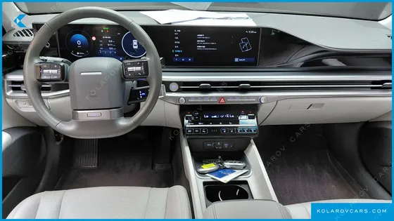 HYUNDAI GRANDEUR 2,5 GASOLINE 2WD