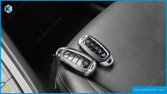 HYUNDAI KONA GASOLINE 2.0 2WD