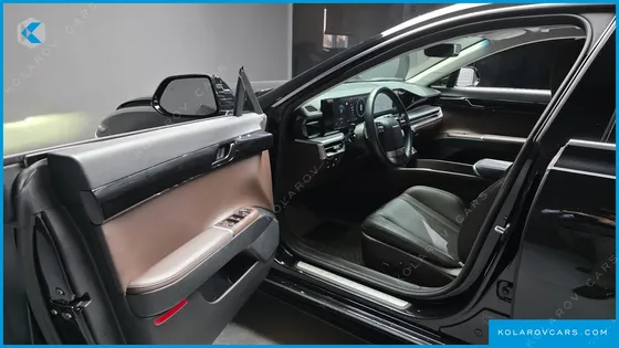 HYUNDAI GRANDEUR 2,5 GASOLINE 2WD