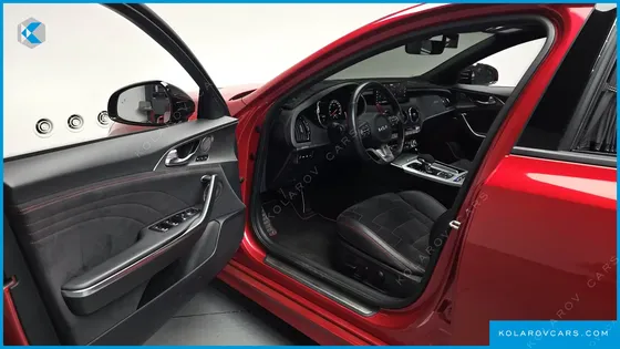KIA STINGER 2.5 AWD MASTERS ACRO EDITION