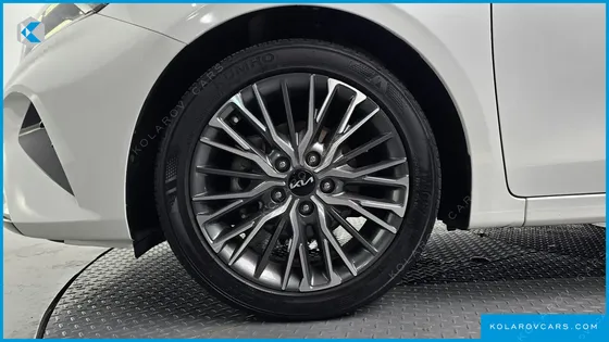 KIA K3 1.6
