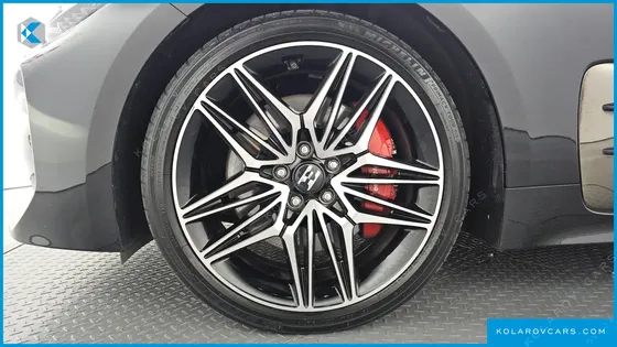 KIA STINGER 2.5 AWD MASTERS
