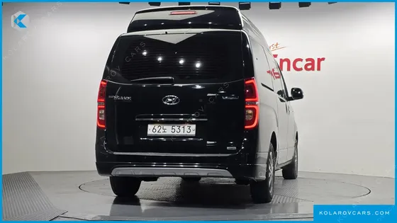 HYUNDAI STAREX 4WD LIMOUSINE