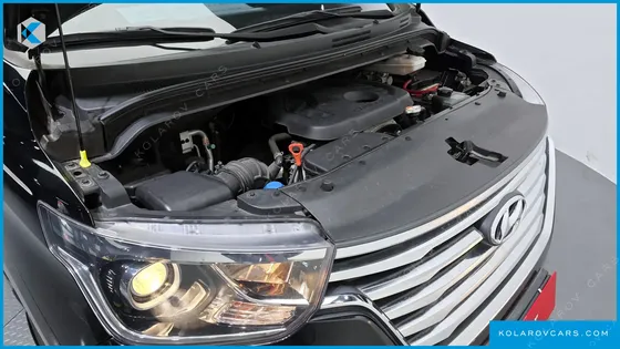 HYUNDAI STAREX 4WD LIMOUSINE