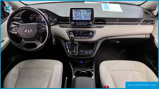 HYUNDAI STAREX 4WD LIMOUSINE