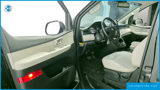 HYUNDAI STAREX 4WD LIMOUSINE