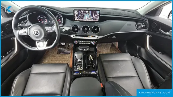 KIA STINGER 2.5 PLATINUM