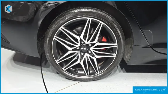 KIA STINGER 2.5 PLATINUM