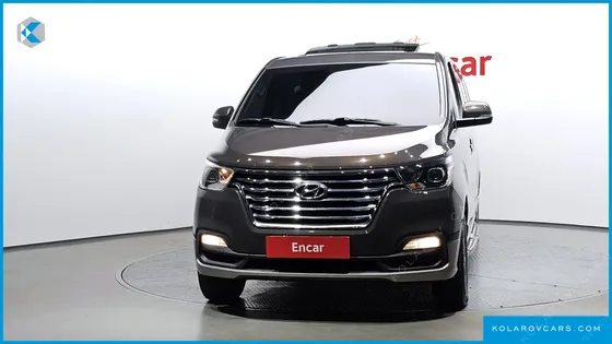HYUNDAI STAREX 4WD URBAN 9-SEATER