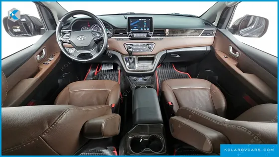 HYUNDAI STAREX 4WD URBAN 9-SEATER