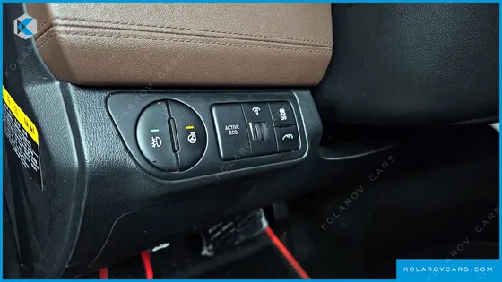 HYUNDAI STAREX 4WD URBAN 9-SEATER