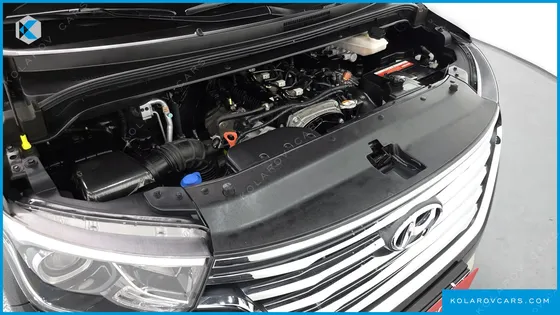 HYUNDAI STAREX 4WD URBAN 9-SEATER