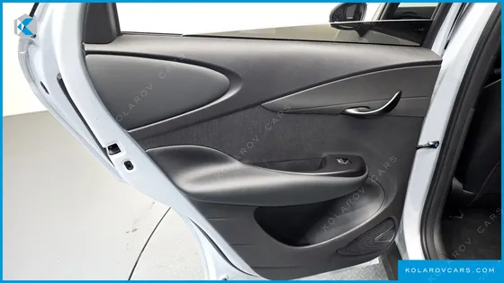 BYD DOLPHIN BASE