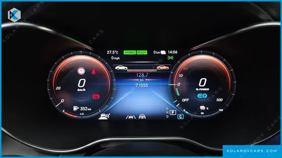 MERCEDES C-CLASS C300E 4MATIC AMG LINE