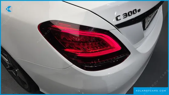 MERCEDES C-CLASS C300E 4MATIC AMG LINE