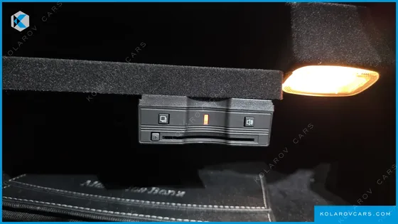 MERCEDES C-CLASS C300E 4MATIC AMG LINE