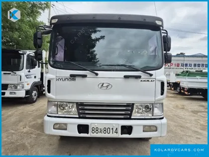 HYUNDAI MEGA TRUCK GOLD
