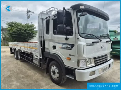 HYUNDAI MEGA TRUCK GOLD