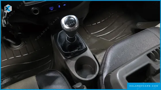 HYUNDAI PORTER II STANDARD CAP CRDI