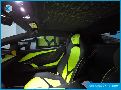 LAMBORGHINI REVUELTO 6.5 V12