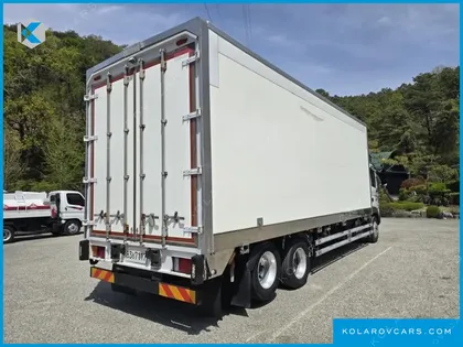 HYUNDAI MEGA TRUCK GOLD