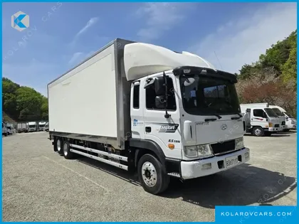 HYUNDAI MEGA TRUCK GOLD