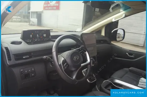 HYUNDAI STARIA NONE