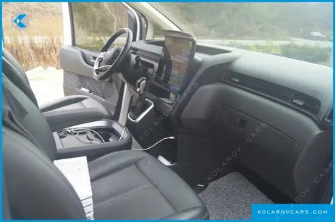 HYUNDAI STARIA NONE