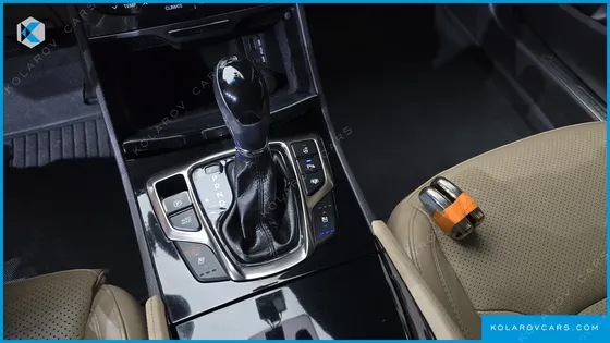 HYUNDAI GRANDEUR HG300 NOBLE