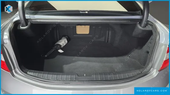 HYUNDAI GRANDEUR HG300 NOBLE