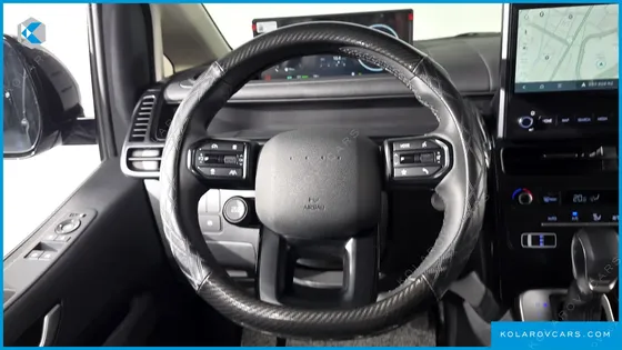 HYUNDAI STARIA HEV 1.6T CARGO 5-SEATER