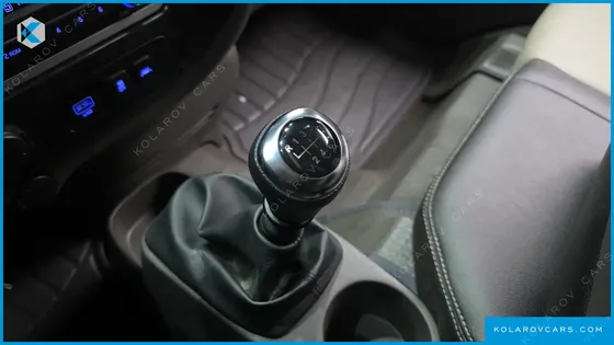 HYUNDAI PORTER II STANDARD CAP CRDI