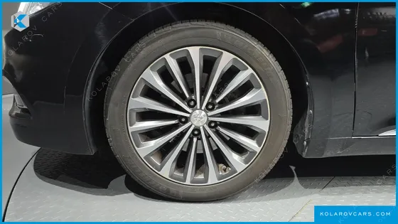HYUNDAI GRANDEUR HG300 EXCLUSIVE