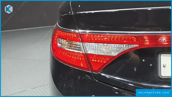 HYUNDAI GRANDEUR HG300 EXCLUSIVE
