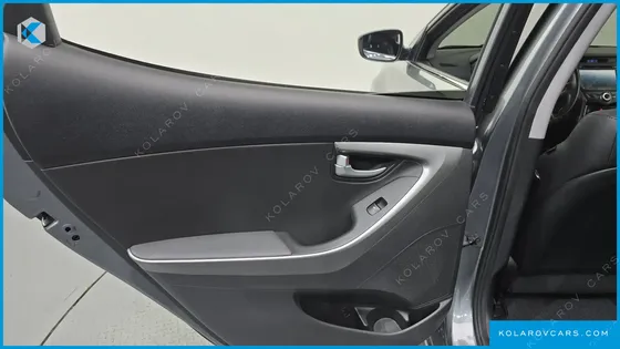 HYUNDAI ELANTRA (AVANTE) 1.6 GDI 10 MILLION LIMITED