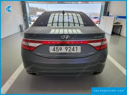 HYUNDAI GRANDEUR HG240 LUXURY